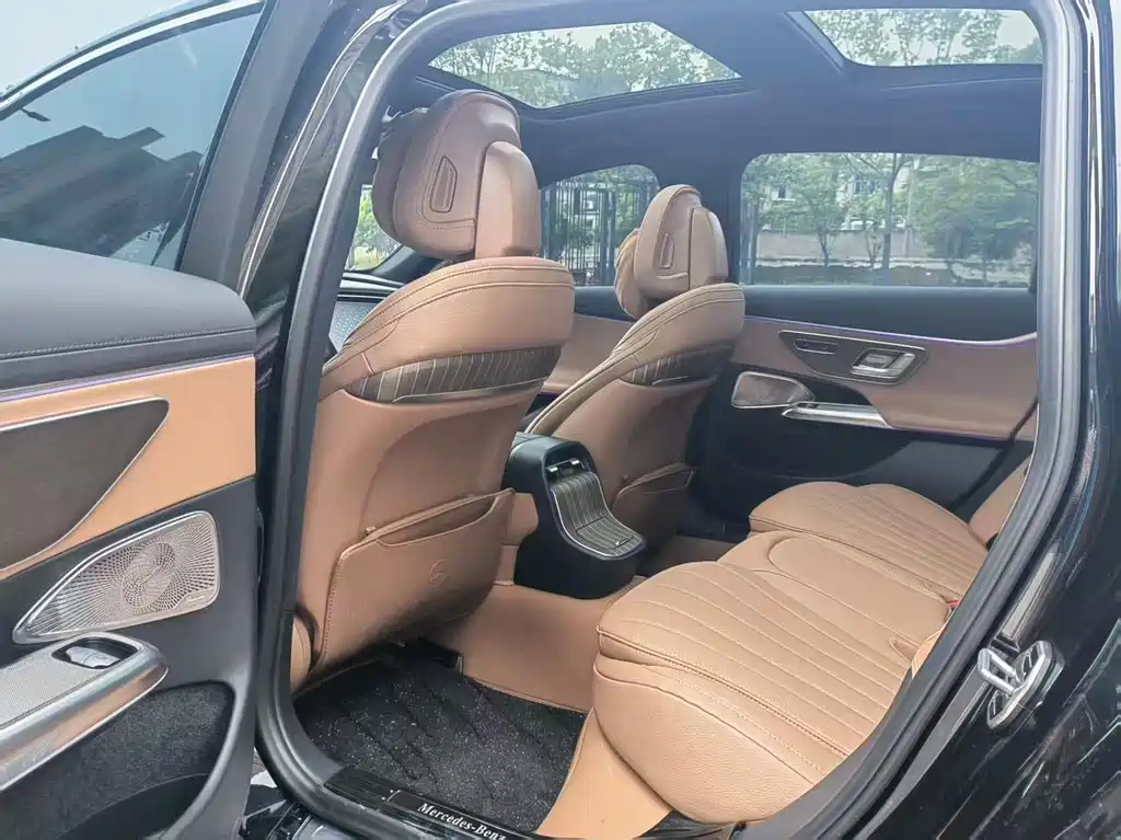 Mercedes-Benz E-Class E 2026 E 300 L Fashion