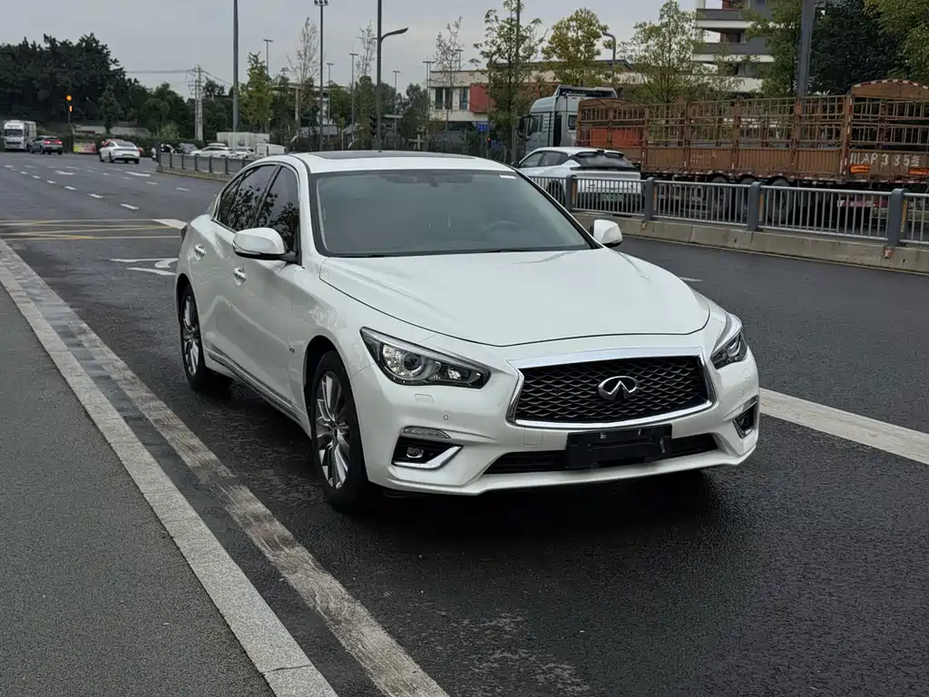 Infiniti Q50L — миниатюра 3
