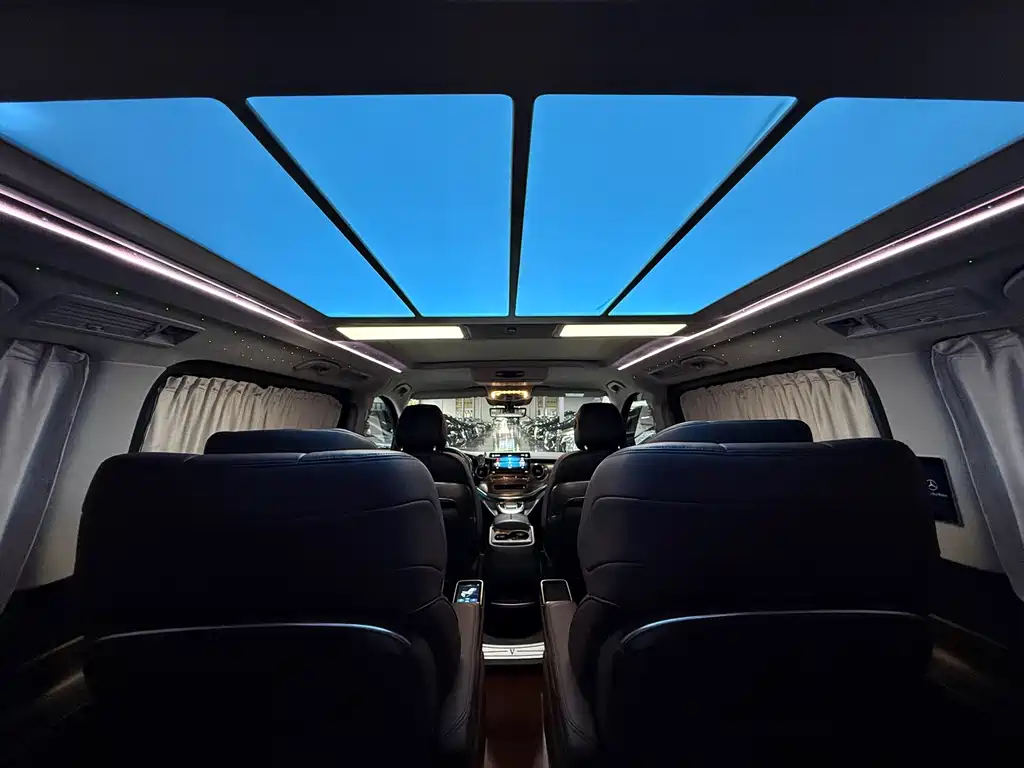 Mercedes-Benz V-Class — миниатюра 6
