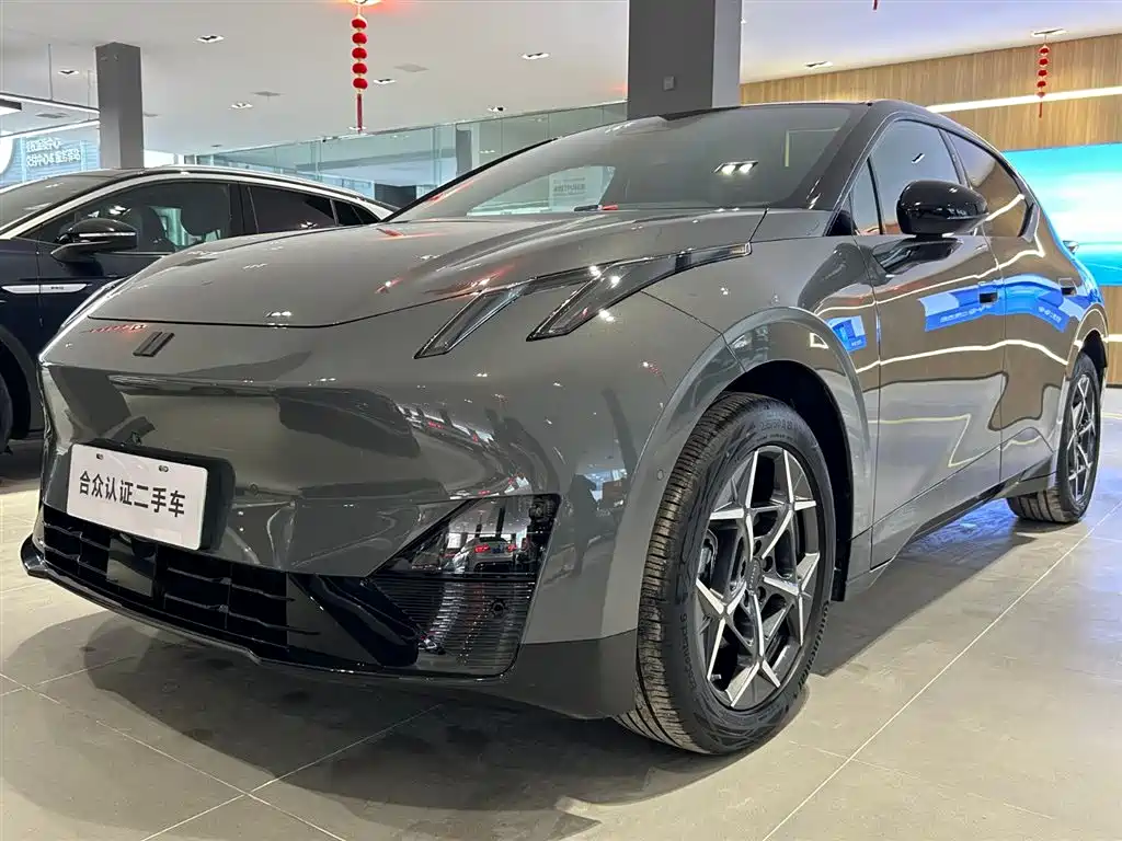 Lynk & Co Z20 2025