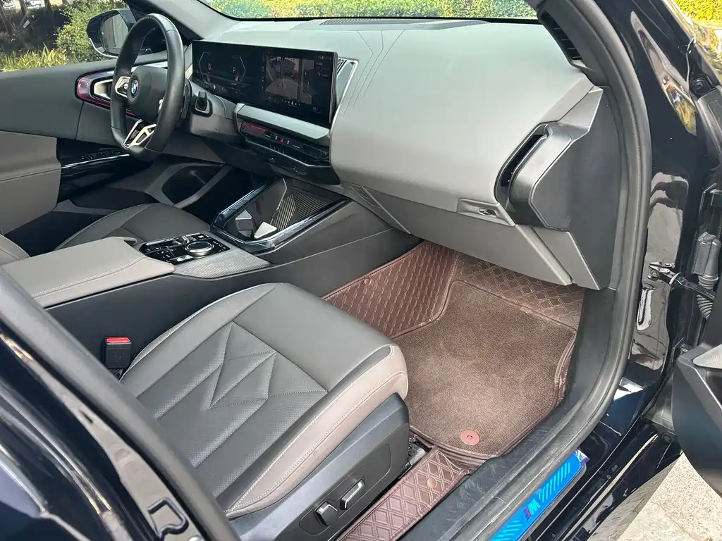 BMW X3 — миниатюра 21