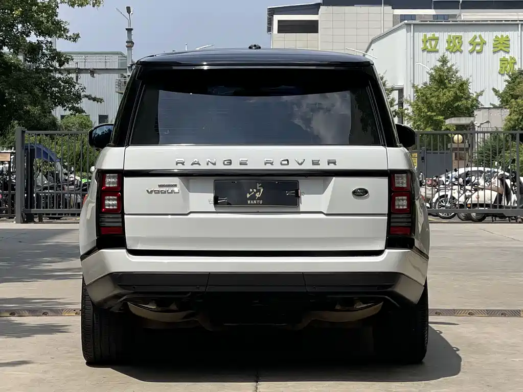 Land Rover Range Rover — миниатюра 5