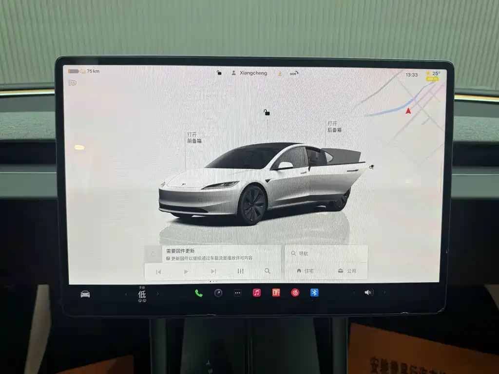 Tesla Model 3 — миниатюра 6