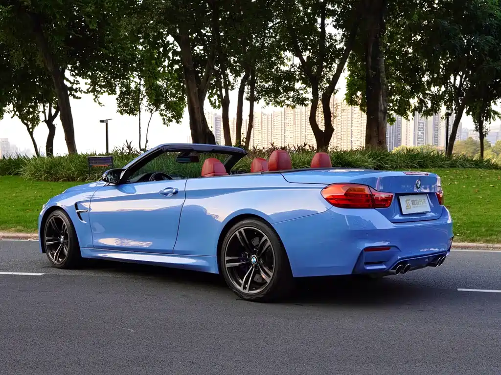 BMW M4 — миниатюра 11