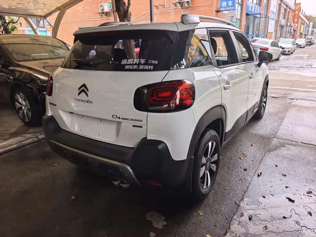 Citroen C4 Aircross — миниатюра 15