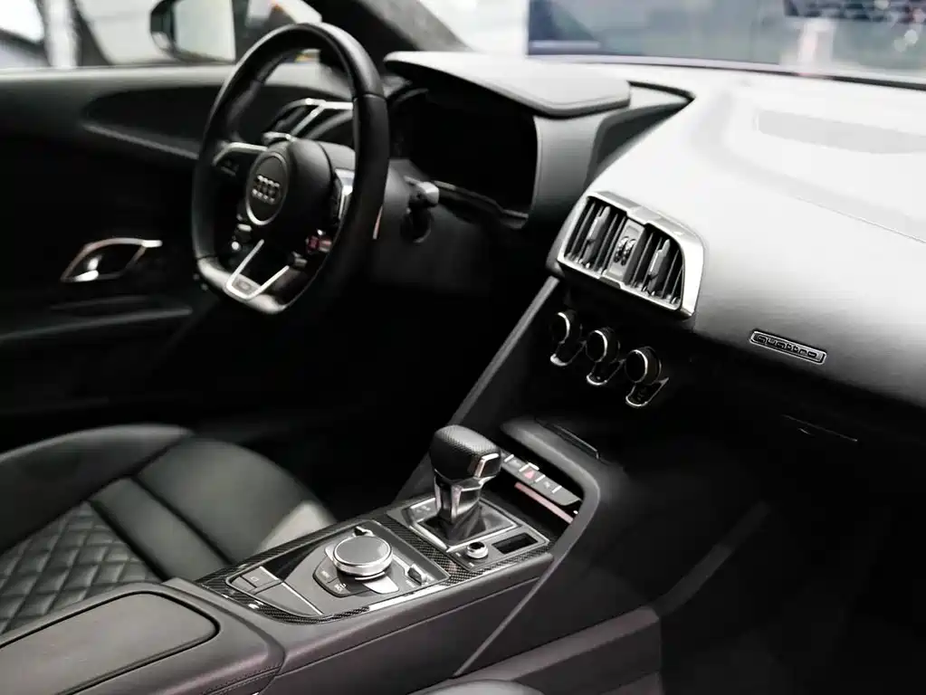 Audi R8 — миниатюра 16