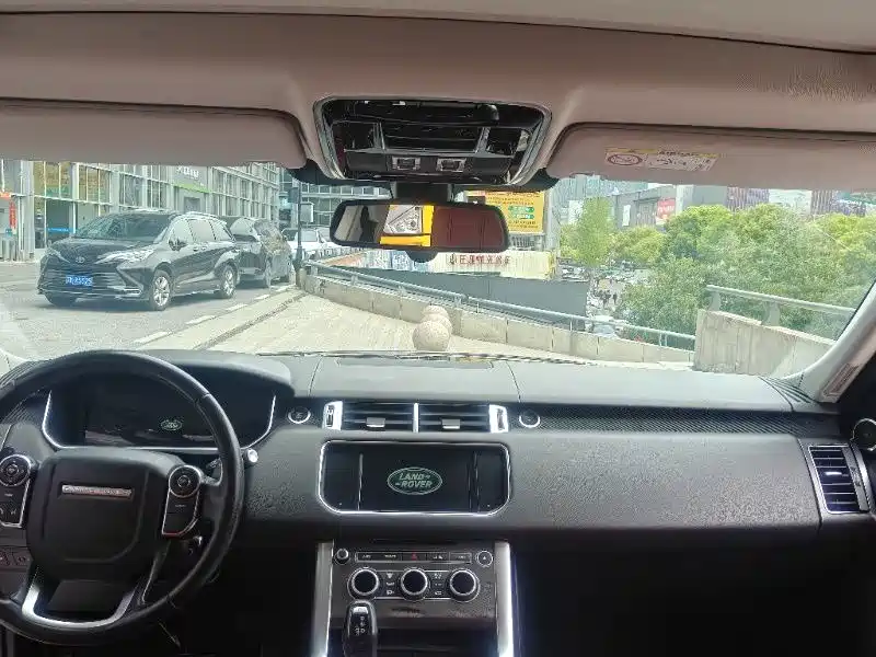 Land Rover Sport — миниатюра 4