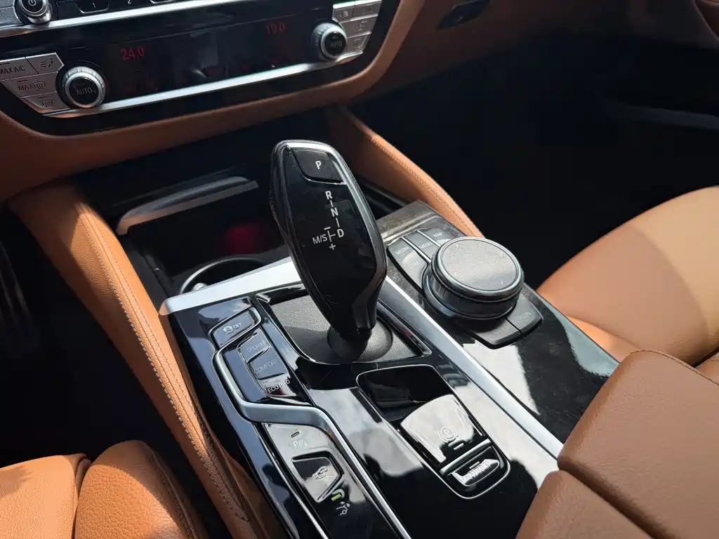 BMW 6 Series GT — миниатюра 23