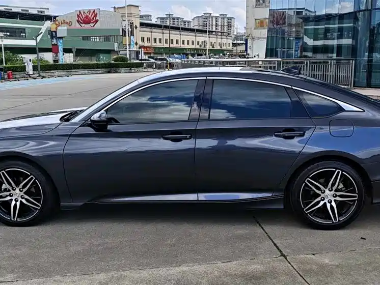 Honda Accord 2022 260TURBO Luxury