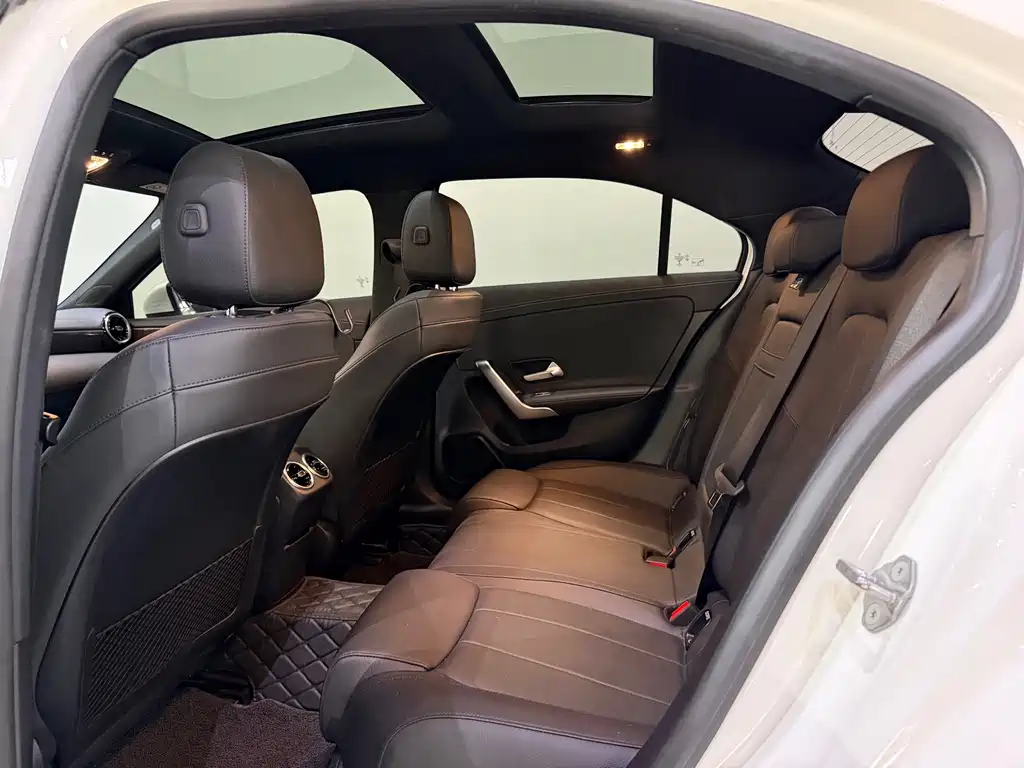 Mercedes-Benz A-Class — миниатюра 5