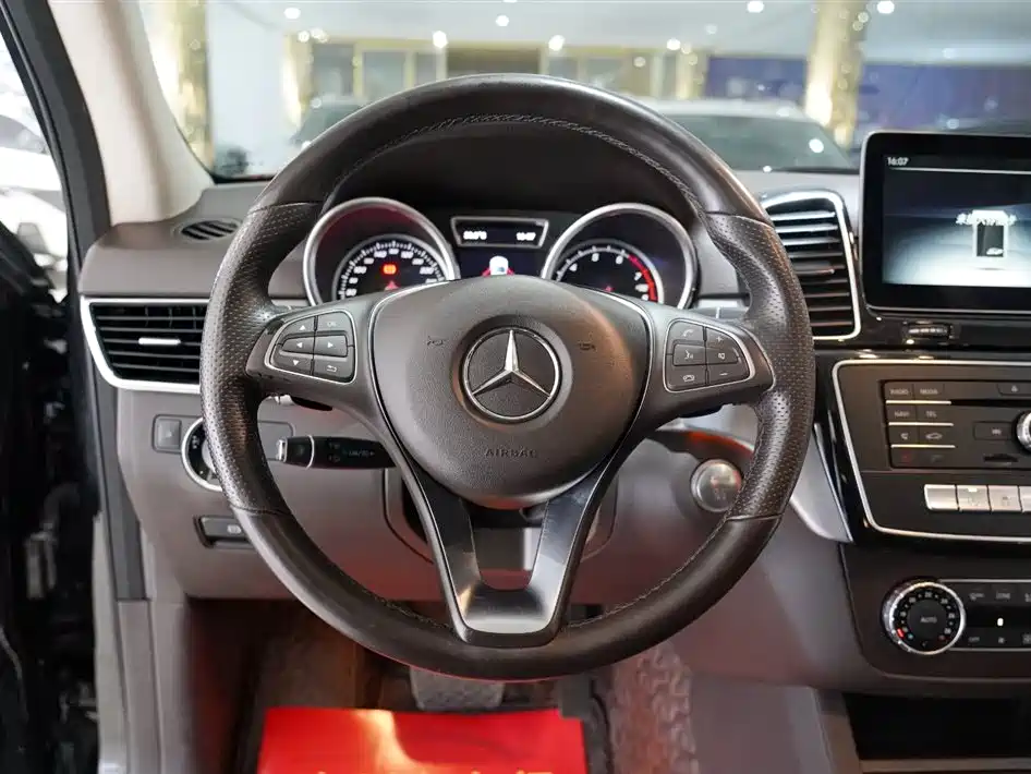 Mercedes-Benz GLE 2017 GLE 400 4MATIC