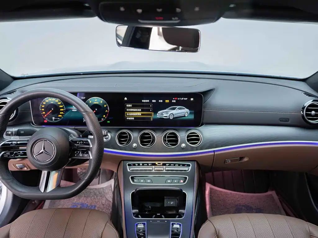 Mercedes-Benz E-Class (Import) — миниатюра 12