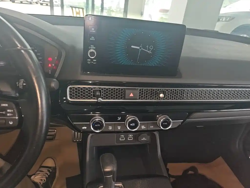 Honda Civic — миниатюра 13