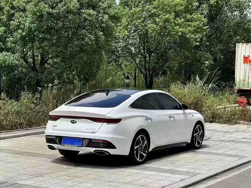 Hyundai Fista — миниатюра 5