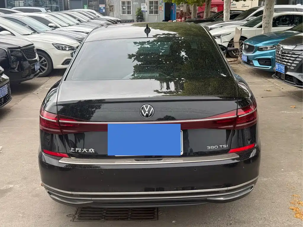 Volkswagen Passat — миниатюра 5