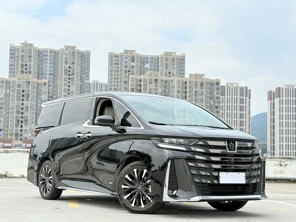 Toyota Vellfire — миниатюра 3