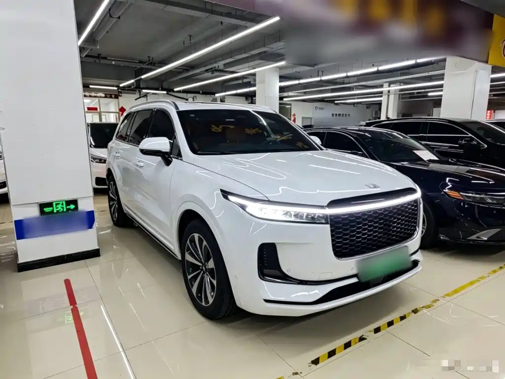 Li Auto Li ONE — миниатюра 4