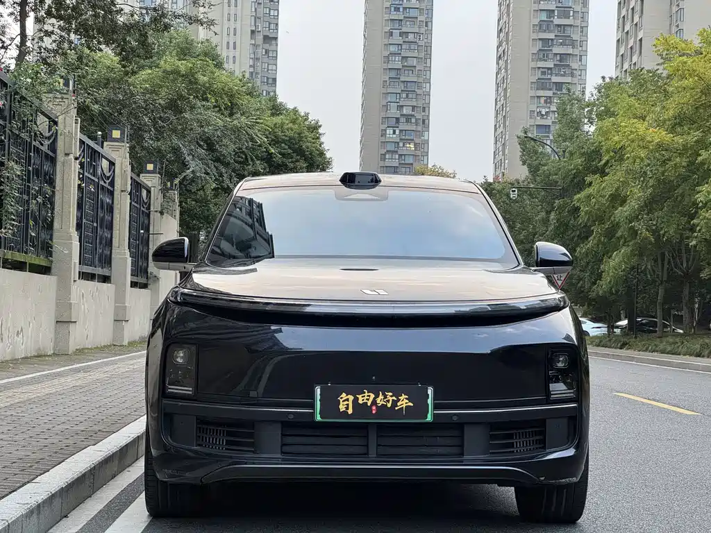 Li Auto Li L9 — миниатюра 2