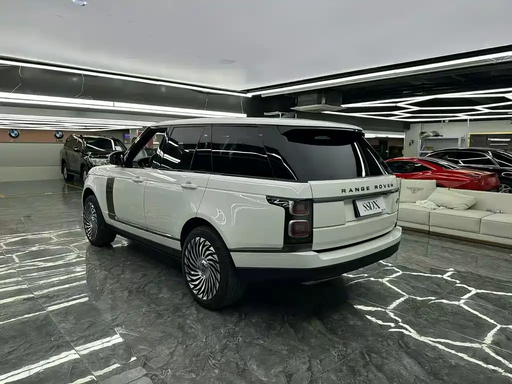 Land Rover Range Rover — миниатюра 7