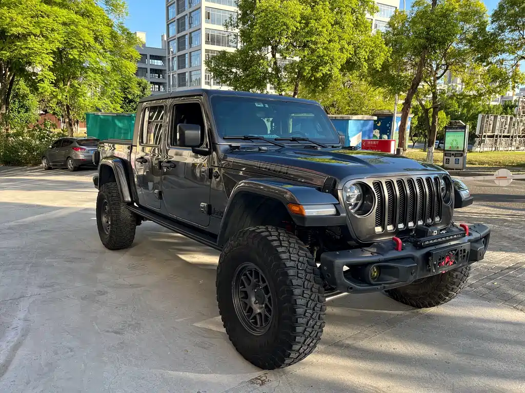 Jeep Gladiator — миниатюра 3