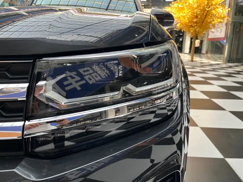 Volkswagen Tharu — миниатюра 16