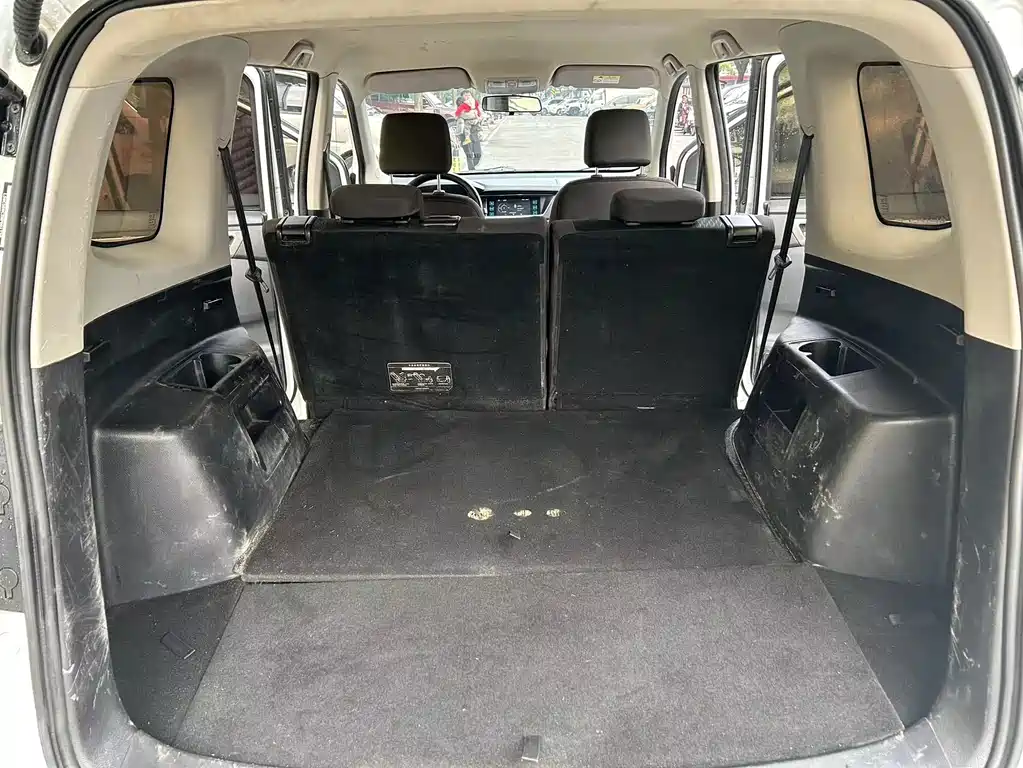 CHANGAN CHANGAN AUCHAN A600EV