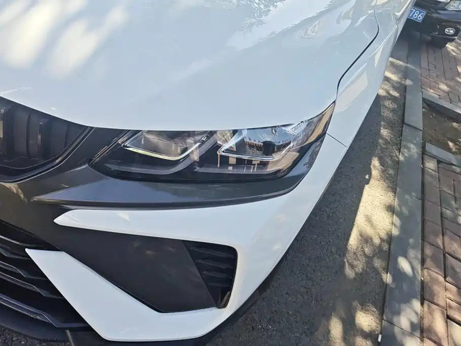 Geely Binyue — миниатюра 5