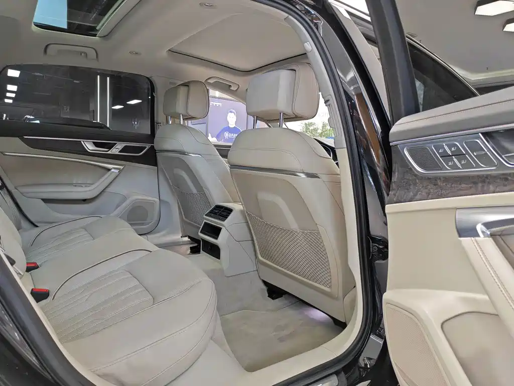Audi A6L — миниатюра 13