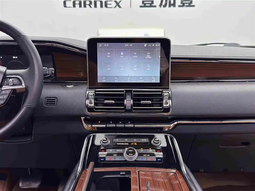 Lincoln Navigator — миниатюра 13