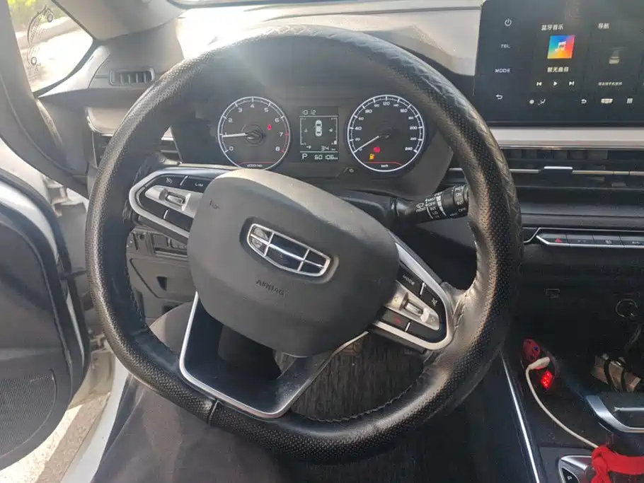 Geely Vision X3 — миниатюра 15