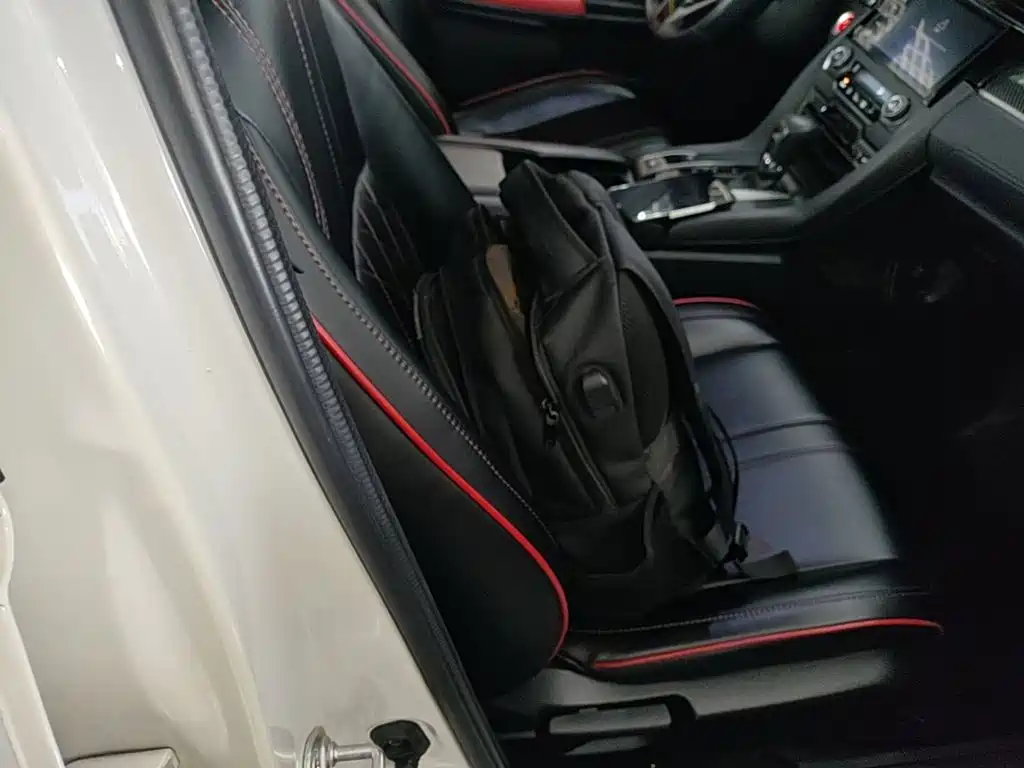 Honda Civic — миниатюра 25