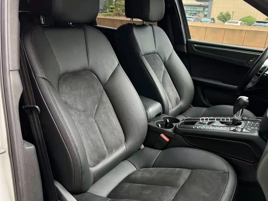 Porsche Macan — миниатюра 9