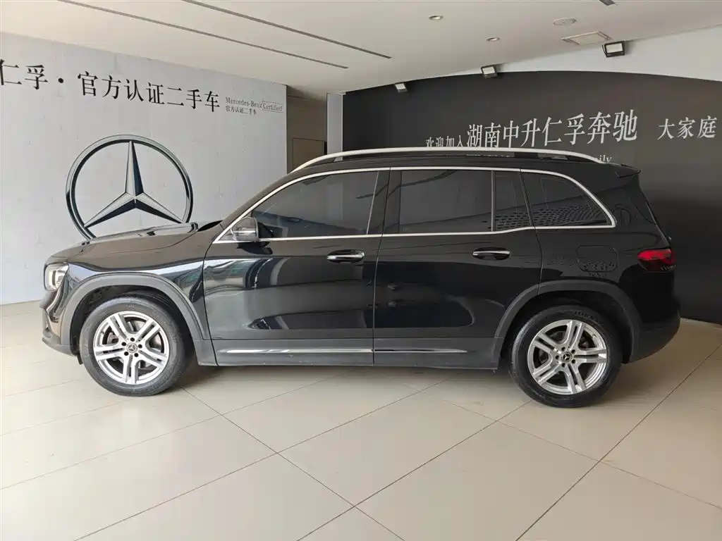 Mercedes-Benz GLB 2023 GLB 220