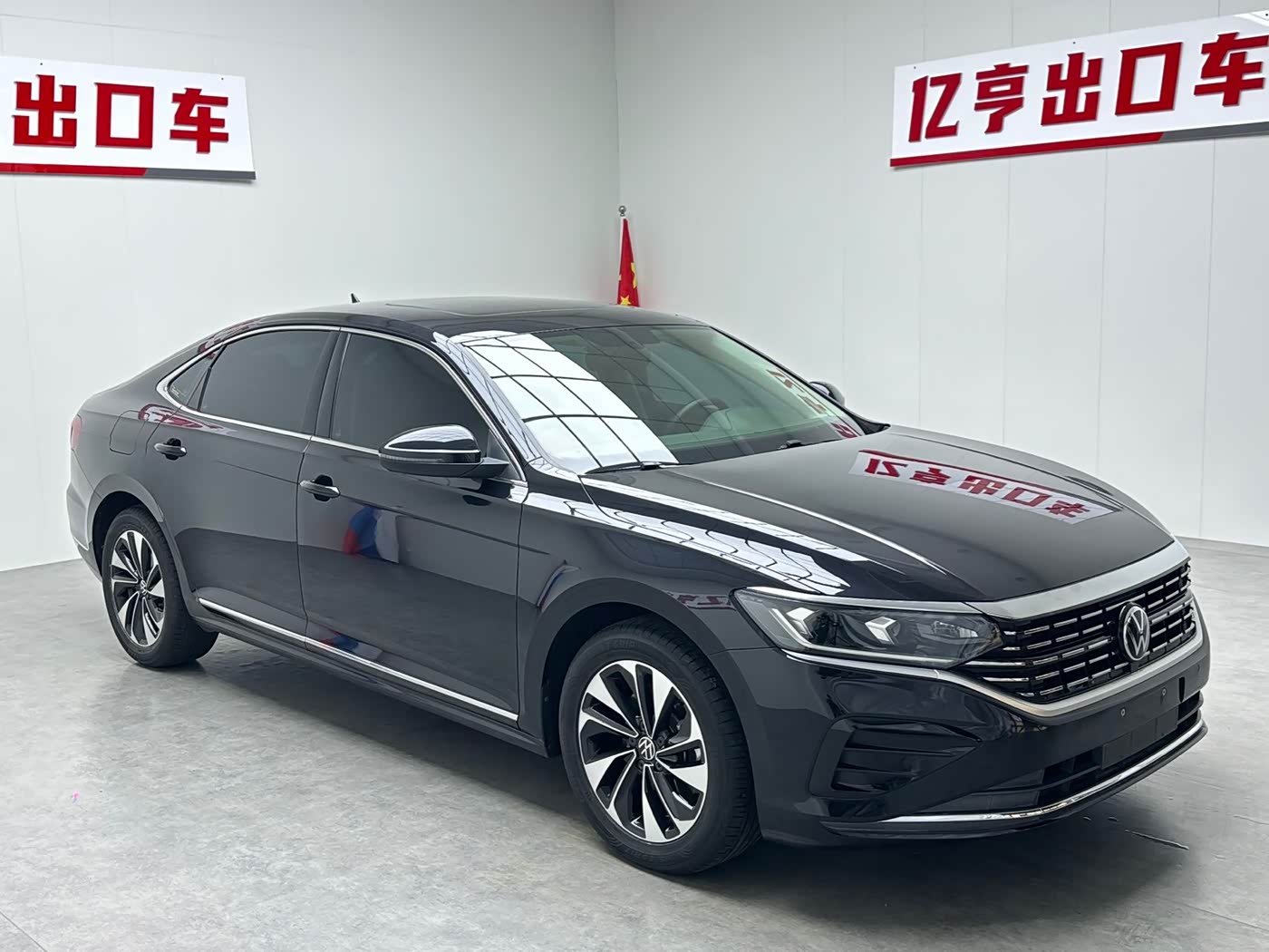 Volkswagen Passat 1.4 л 2022 г. Чёрный, пробег 6700 км