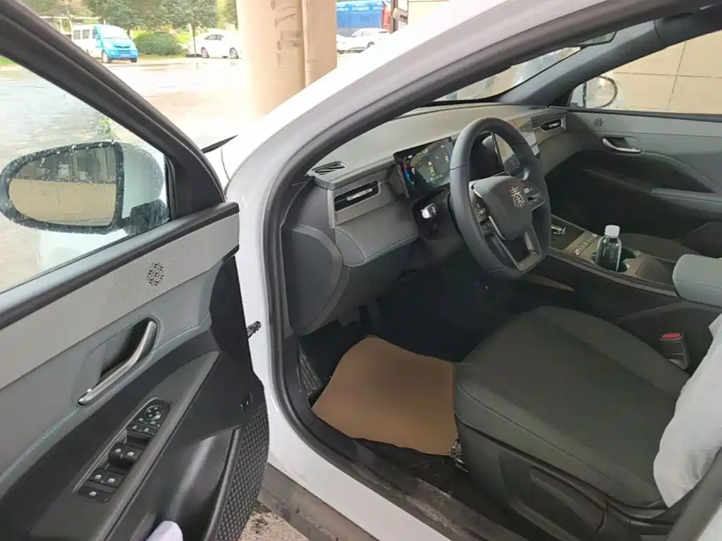 BYD Qin PLUS — миниатюра 16
