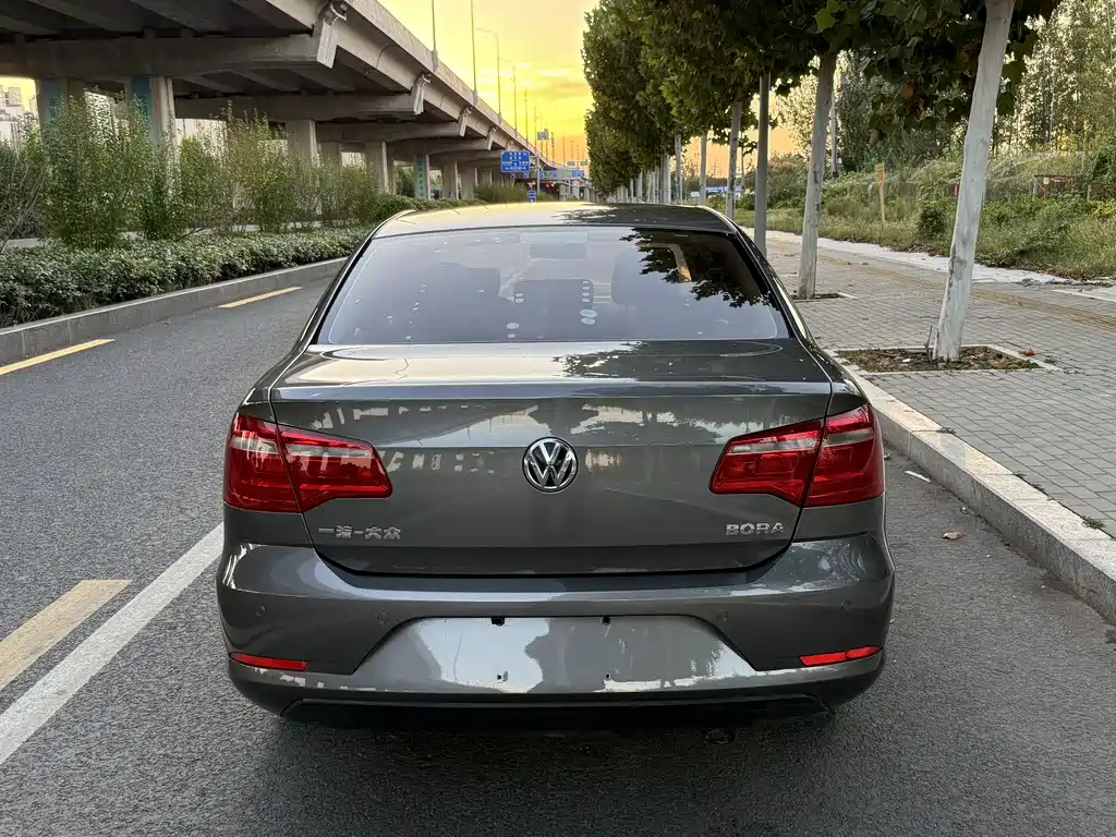 Volkswagen Bora — миниатюра 6