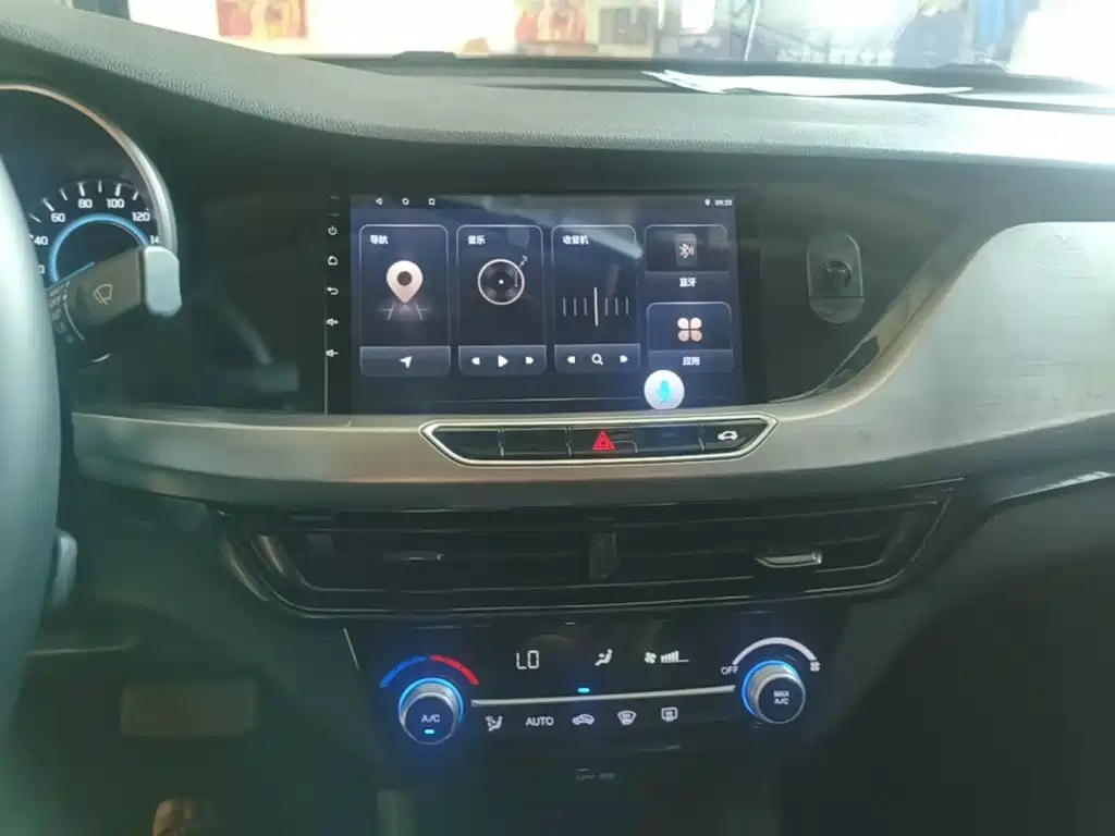 Changan Eado New Energy — миниатюра 13