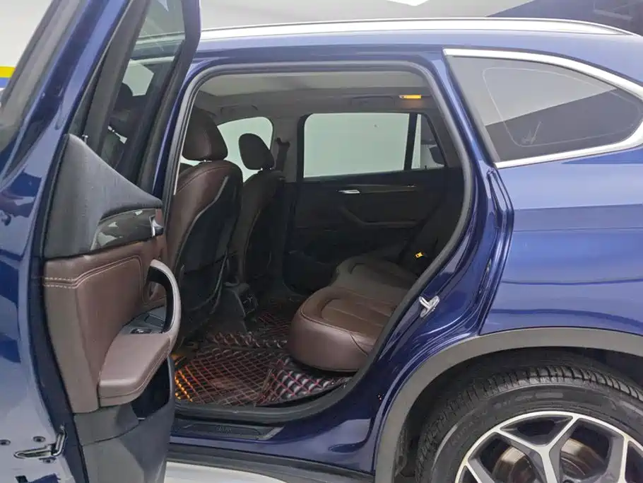 BMW X1 New Energy — миниатюра 11