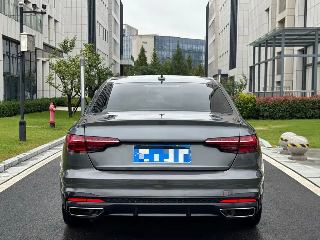 Audi A4L — миниатюра 4
