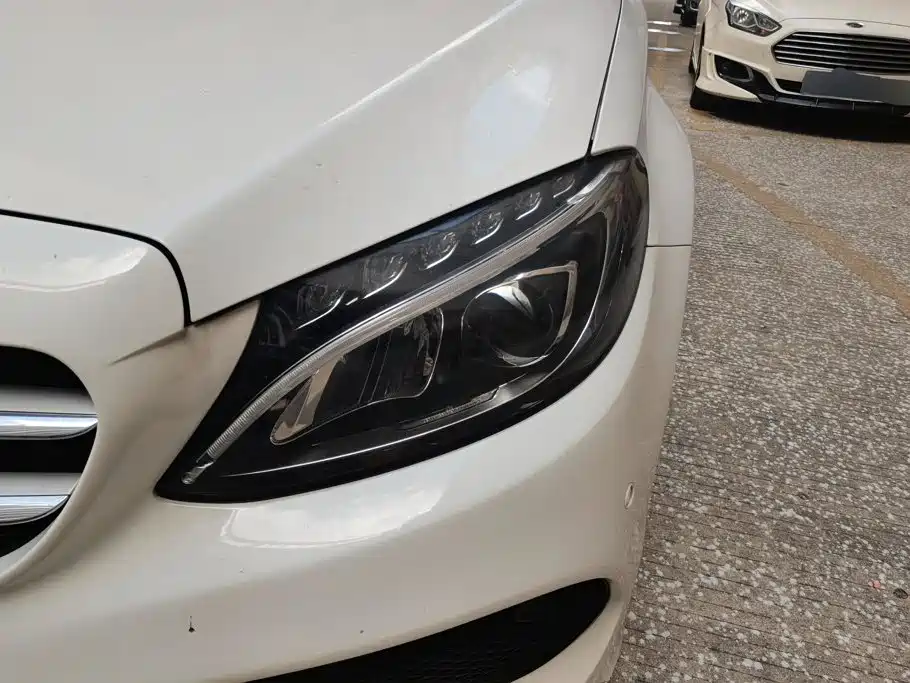 Mercedes-Benz C-Class — миниатюра 5