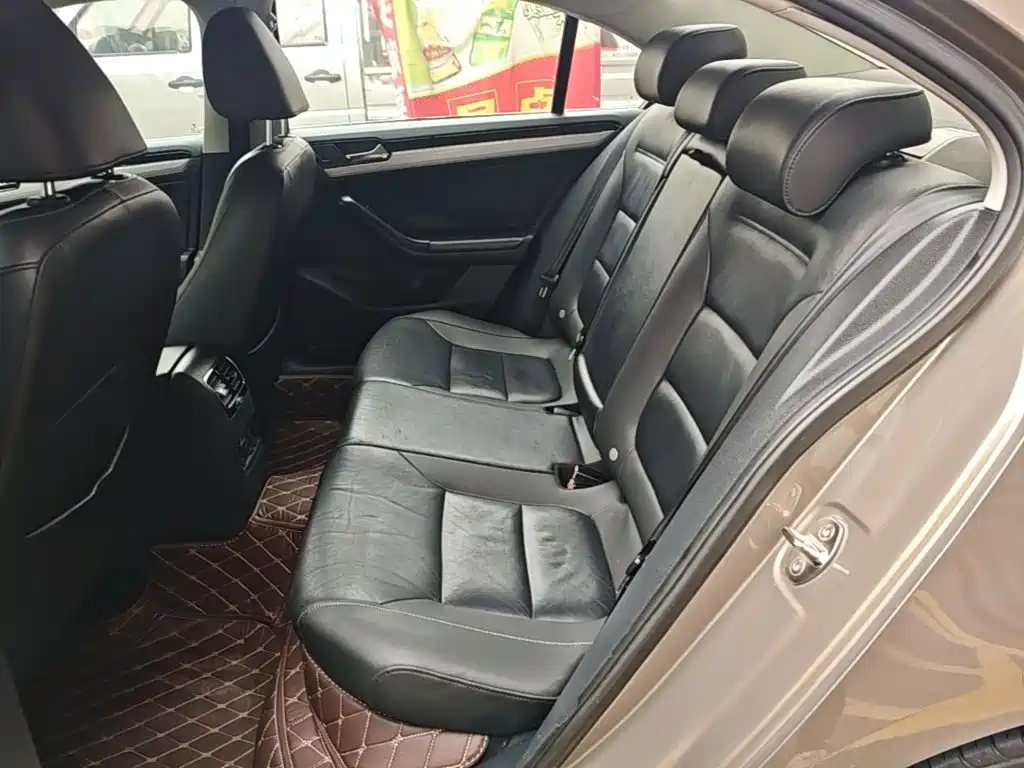 Volkswagen Sagitar — миниатюра 17