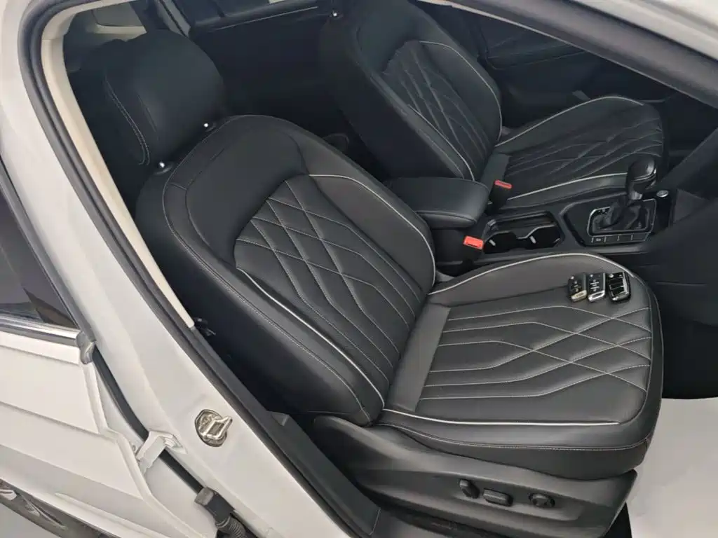 Volkswagen Tiguan L — миниатюра 25