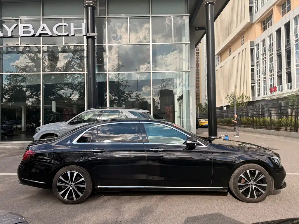 Mercedes-Benz E-Class New Energy — миниатюра 7