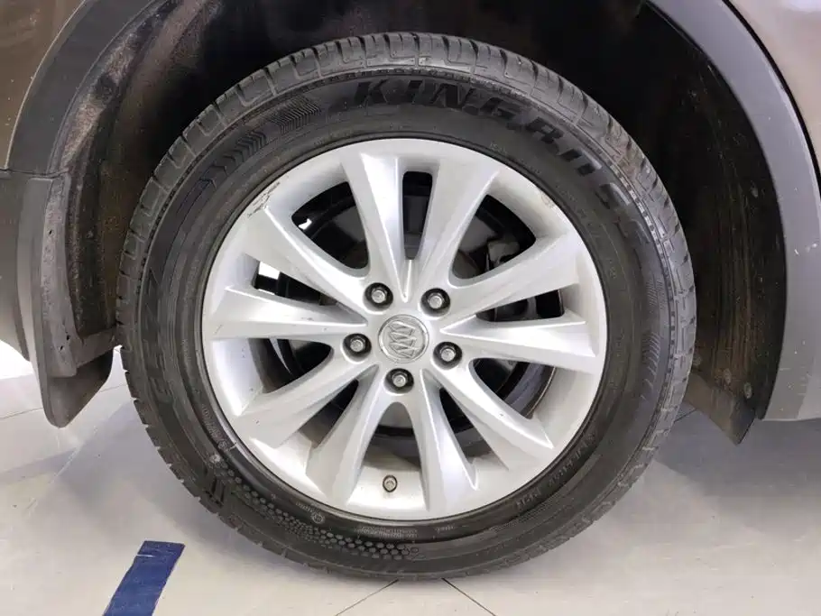 Buick Envision Plus — миниатюра 6