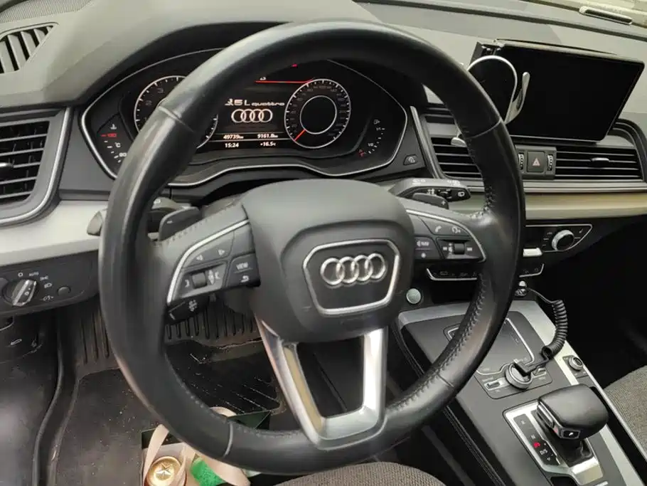 Audi Q5L — миниатюра 15