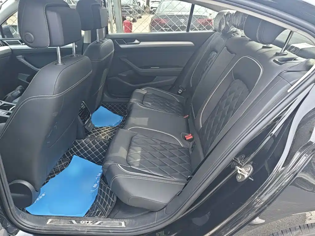 Volkswagen Magotan PHEV — миниатюра 17