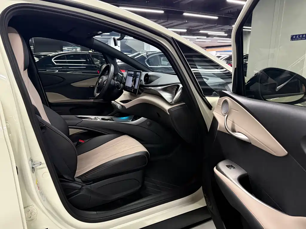 BYD Dolphin — миниатюра 9