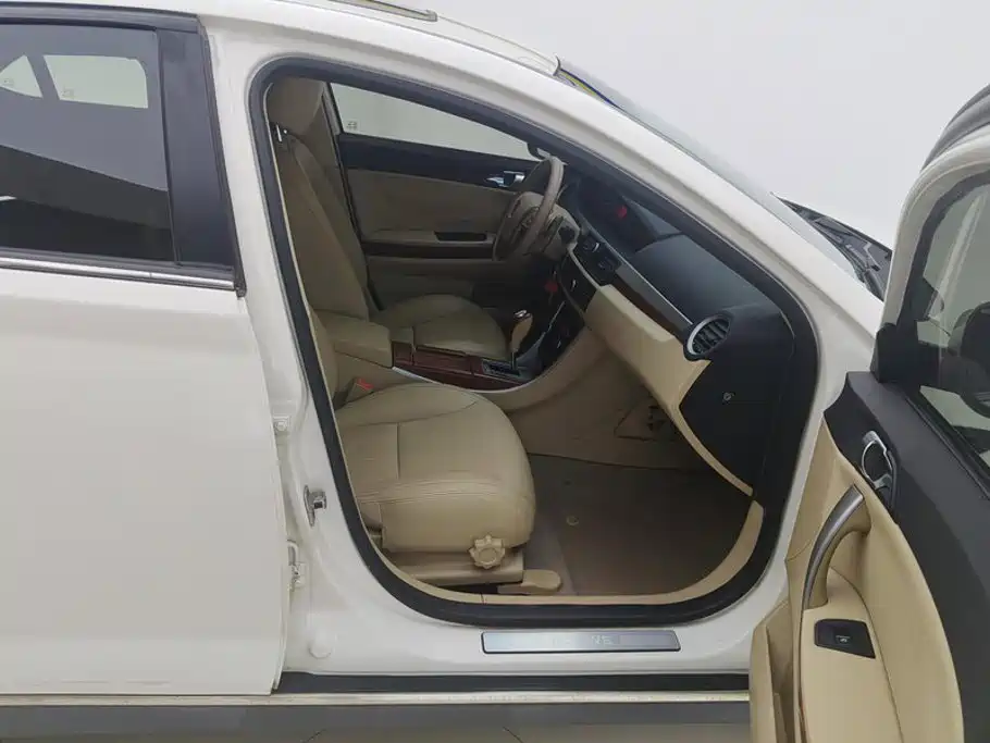 Roewe 550 — миниатюра 8