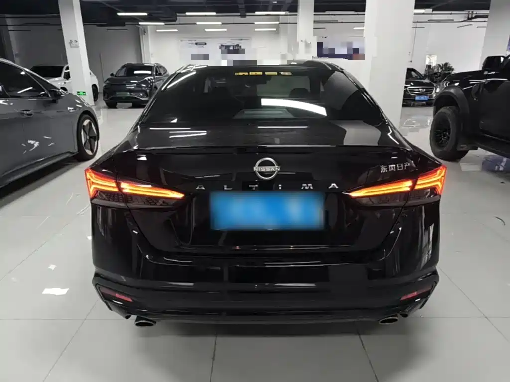 Nissan Teana — миниатюра 6