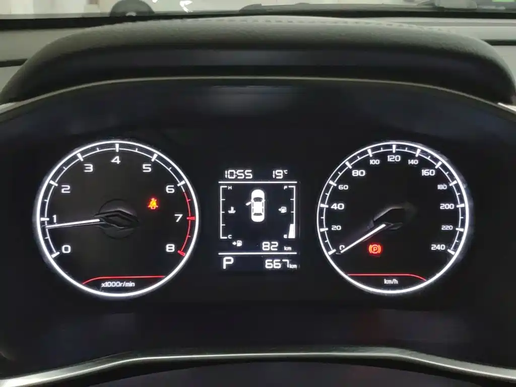 Geely Binyue — миниатюра 12